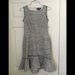 Banana Republic Sleeveless Sheath dress